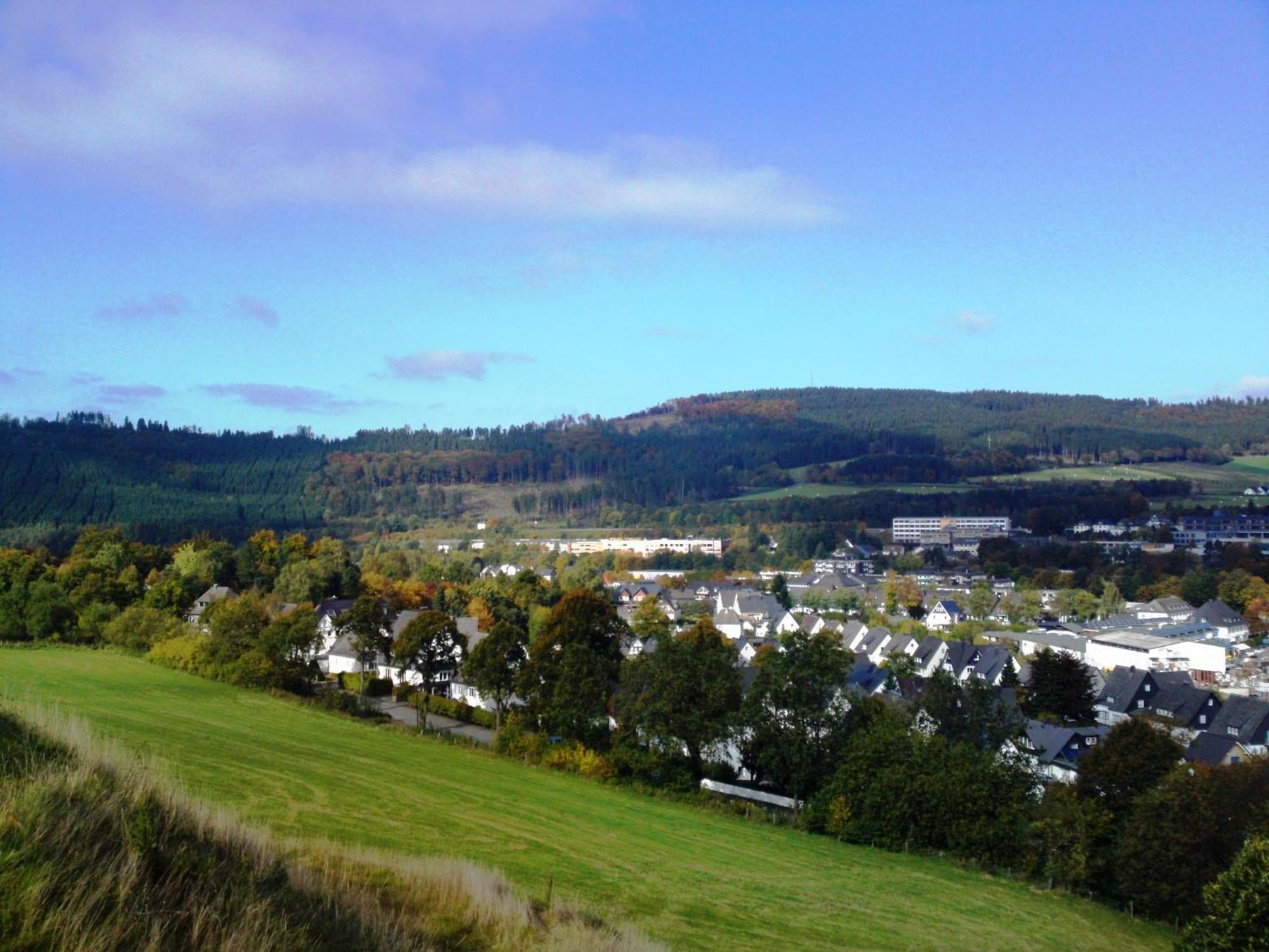 Hotel Bigger Hof - Wirtshaus Platzhirsch Am Jahnplatz ออลสเบิร์ก ภายนอก รูปภาพ