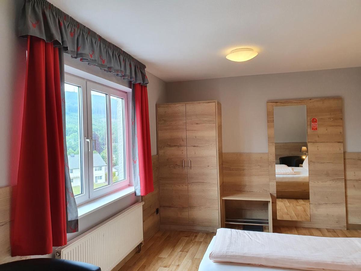 Hotel Bigger Hof - Wirtshaus Platzhirsch Am Jahnplatz ออลสเบิร์ก ภายนอก รูปภาพ